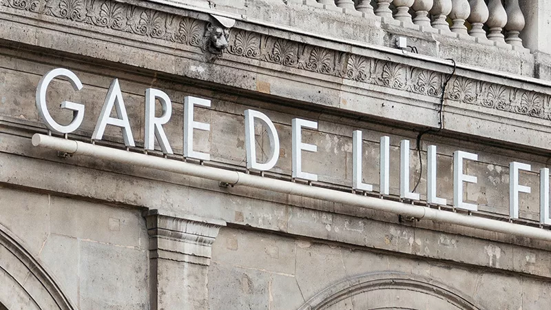 Façade de la gare Lille Flandres ©SNCF Réseau / Yann Audic